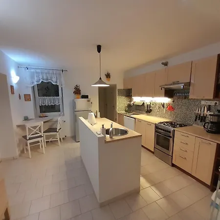 Na Kopci 84 Appartement Stare Krecany Buitenkant foto